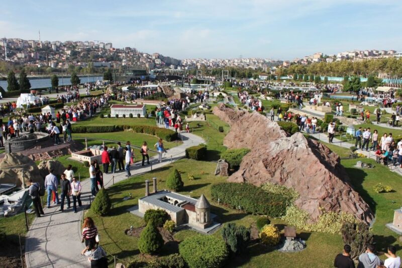 Istanbul: Miniaturk Museum & Shopping Tour - Key Points