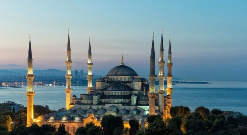 Istanbul: Private Layover Tour with Airport Transfers - Key Points