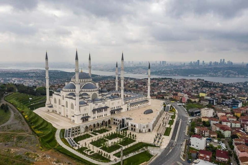 Istanbul: Private Tour of Bosphorus & Asian Side w/ a Local - A Detailed Look at the Tour Experience
