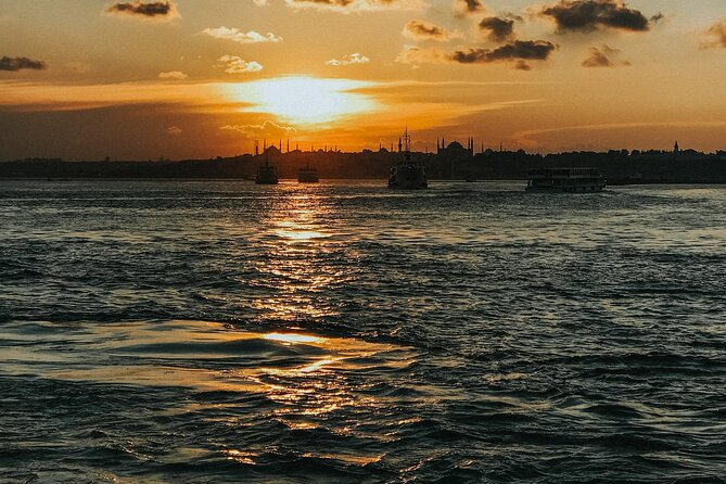 Istanbul Private Yacht Sunset Tour - 2 Hours - Practical Tips