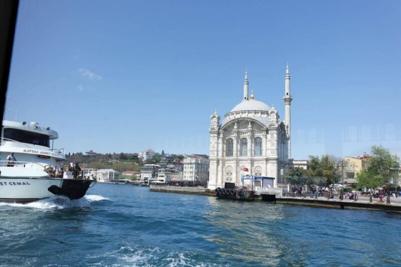 Istanbul: Sunset Bosphorus Yacht Cruise with A break on Asia - Practical Details and Tips