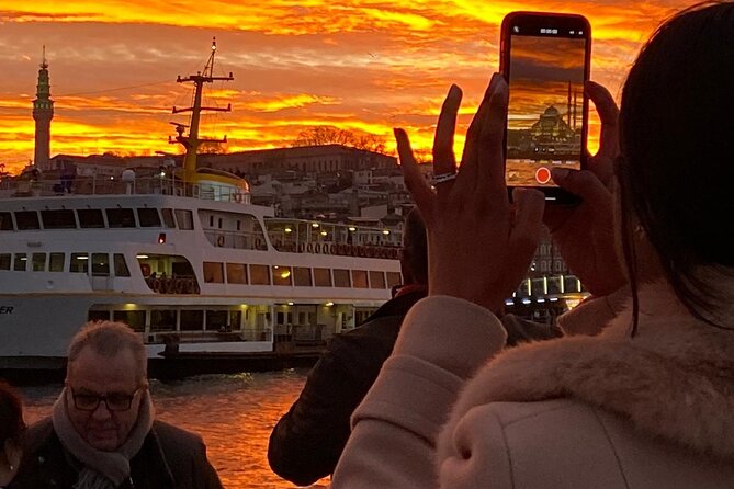 Istanbul Sunset Cruise on the Bosphorus - Discovering Istanbuls Highlights