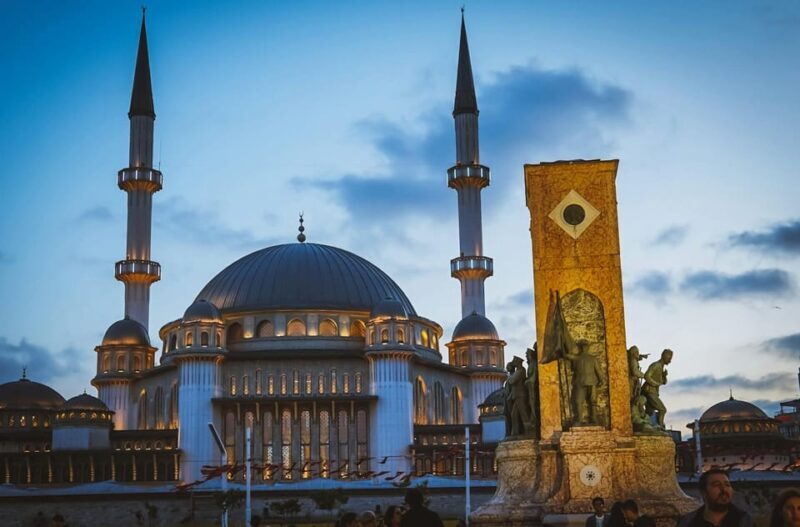 Istanbul: Taksim District Half-Day Walking Tour - What You’ll Experience on the Tour