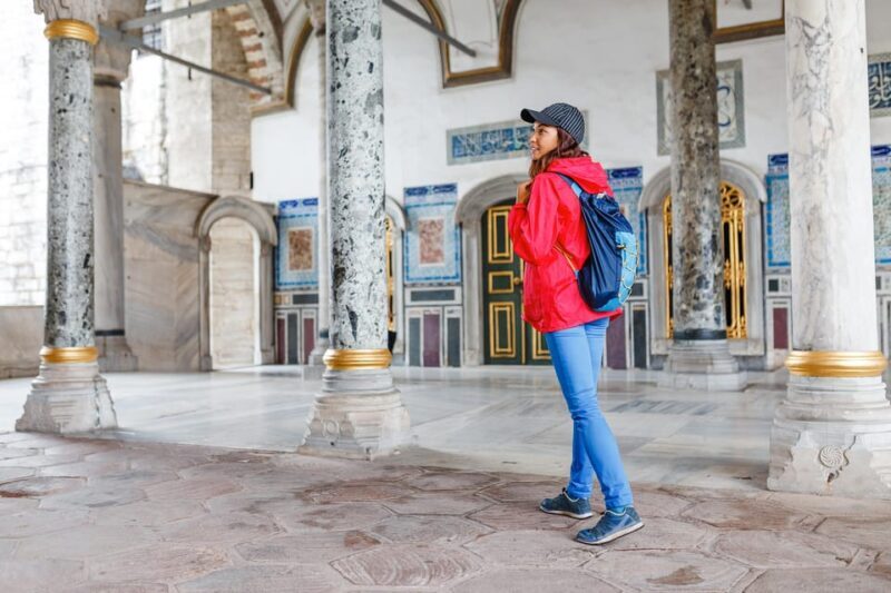 Istanbul: Topkapi Palace and Harem Museum Tour with Ticket - Key Points