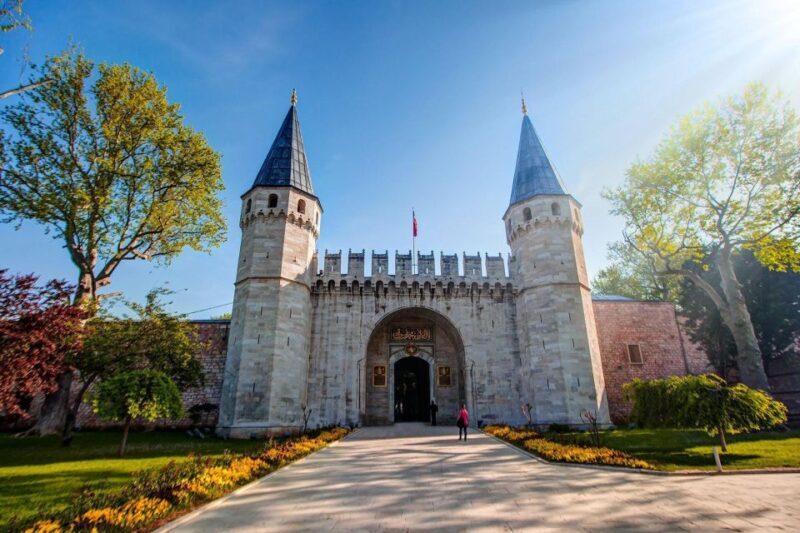 Istanbul: Topkapi Palace Skip-the-Line Ticket & Guided Tour - Who Will Love This Tour?