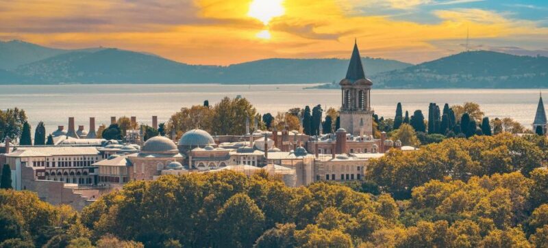 Istanbul: Topkapi Palace Skip-the-Line Ticket & Guided Tour - Key Points