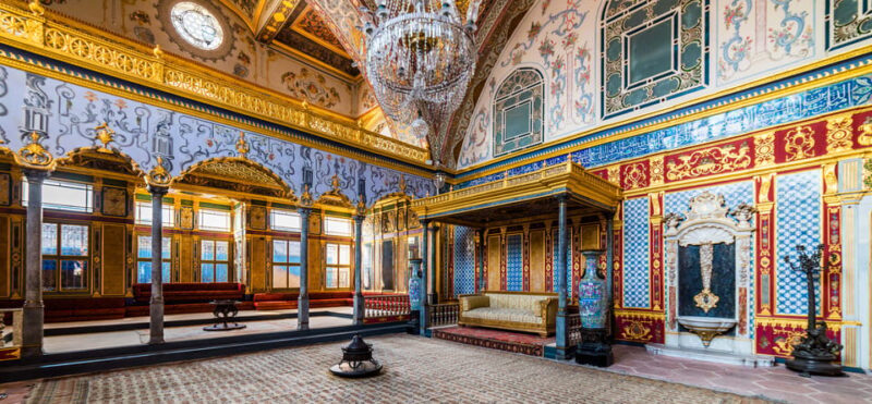Istanbul: TouristPass Skip-the-Line Entry to 100+Attractions - What Reviewers Say