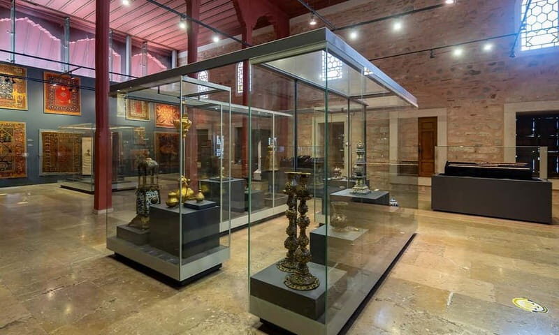 Istanbul: Turkish and Islamic Arts Museum Fast-Track Entry - What to Expect from Your Visit