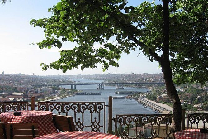 Istanbul Two Continents Tour with Lunch and Bosphorus Cruise - FAQs