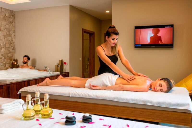 Istanbul: VIP Turkish Bath & Free Transfers - Unique Experience Highlights