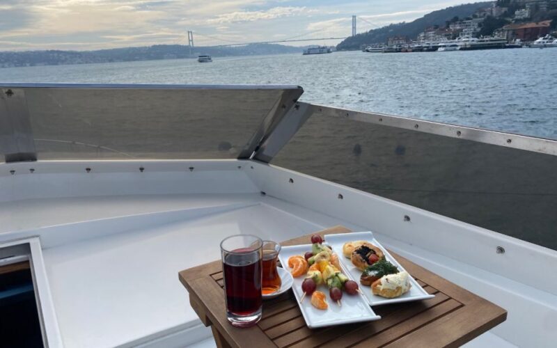 Istanbul:Golden Horn&Bosphorus Sunset Cruise on Luxury Yacht - The Sum Up