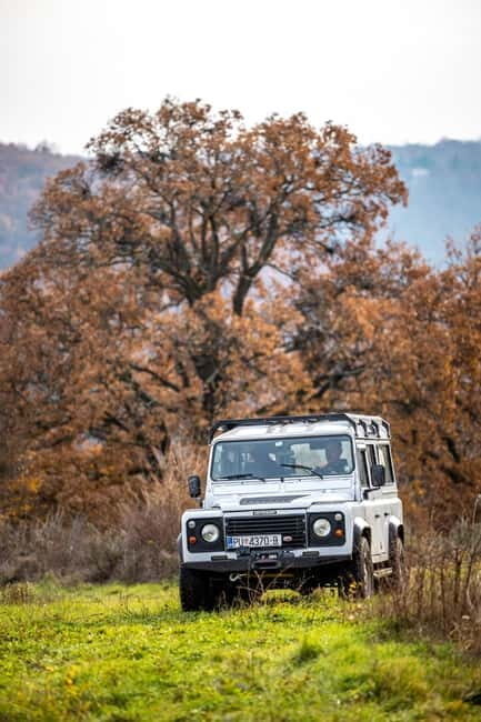 Istria: iarija Off-Road Adventure & Picnic - Scenic Hike and Panoramic Views