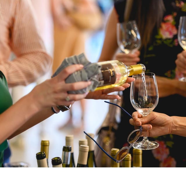Itria valley: Wine and Olive Oil Tour and Tasting - Who Should Consider This Tour?
