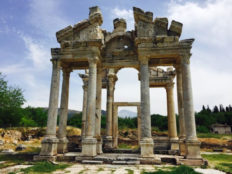 Izmir: Ephesus, House of Mary Tour w/Entry Tickets & Lunch - Key Points