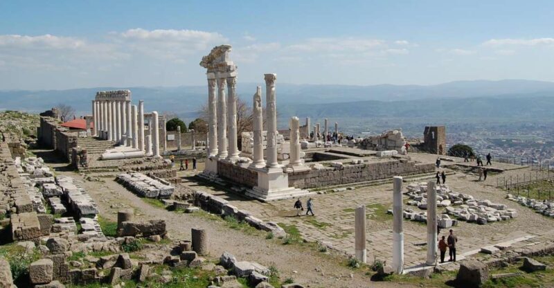 Izmir: Pergamum Tour with Private Guide & Van - The Itinerary in Detail