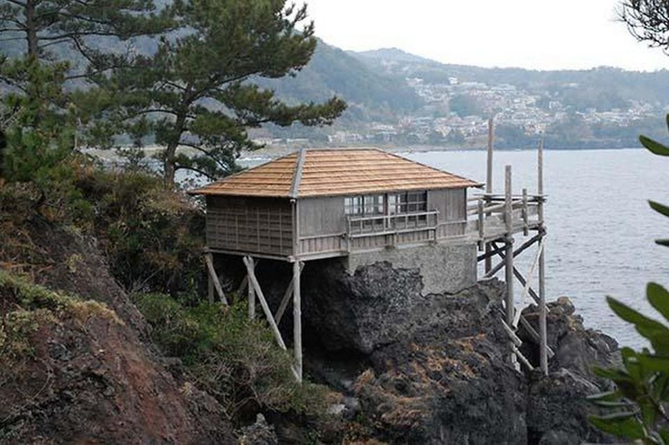 Izu Peninsula: Jogasaki Coast Experience - Crossing the Kadowaki Suspension Bridge