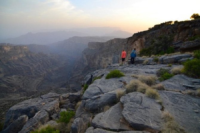 Jabl Shams With Nizwa for Tours and Sightseeing - Nizwa Fort Access