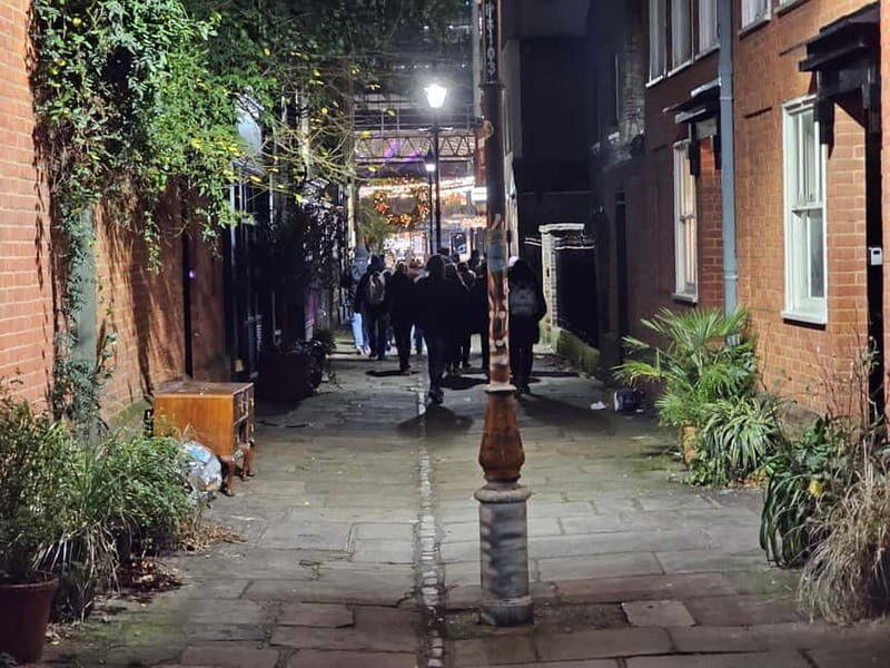Jack the Ripper Walking Tour with Sinead (Seen on YouTube) - The Sum Up: Who Is This Tour For?