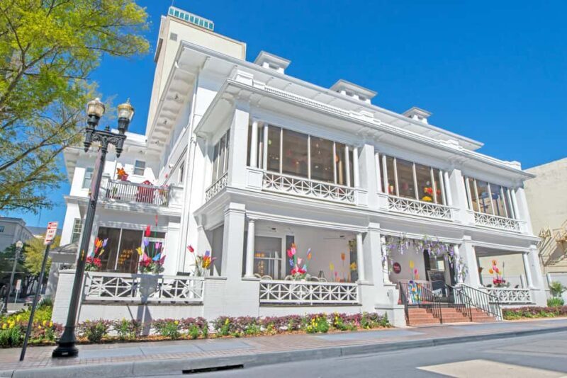 Jacksonville: 20 Minutes Chocolate & Candy Factory Tour - Key Points