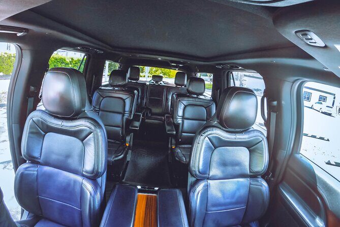 Jacksonville Airport Private Lux Car Transfer to Downtown Hotels - Who Benefits Most?