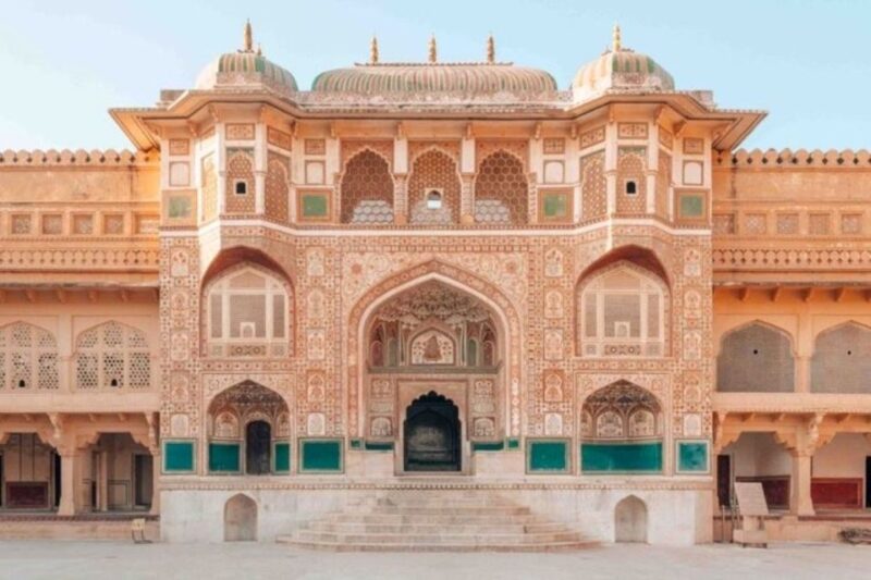 Jaipur Half-Day Tour Amer Fort, Jal Mahal & Hawa Mahal. - Discovering Hawa Mahal