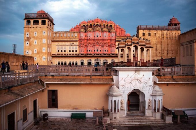 Jaipur: Private Amber Fort, Jal Mahal and Stepwell Tour - Best Time to Visit