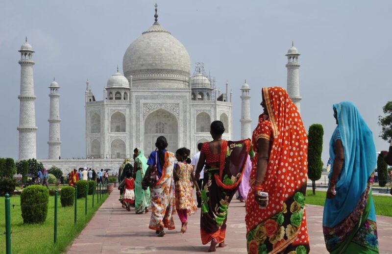 Jaipur: Private Day Trip to Agra With Taj Mahal & Agra Fort - Itinerary and Experience