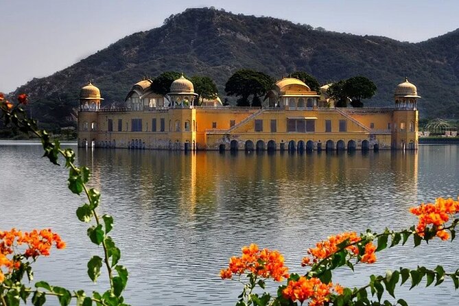 Jaipur Private Guided Tour From Delhi by Car - Accessibility Features
