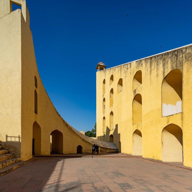 Jaipur: Private Instagram Tour of The Best Photography Spots - Language and Communication