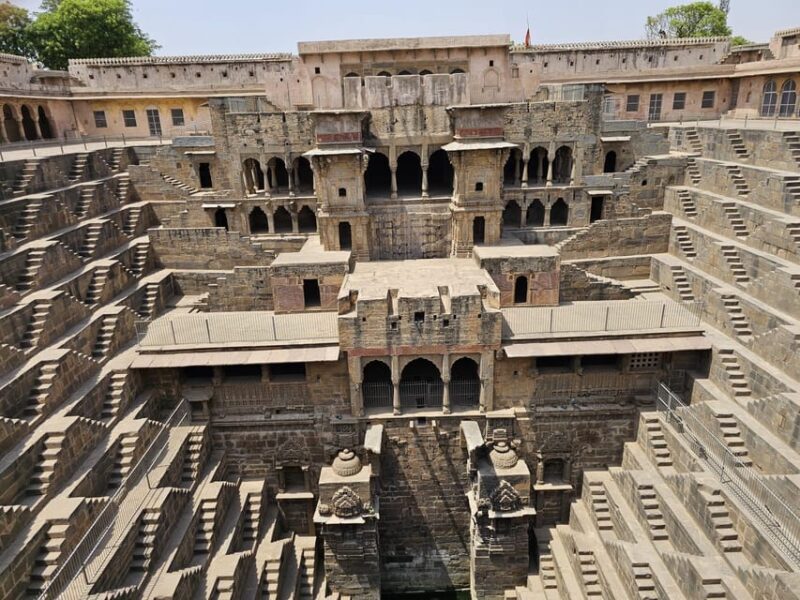 Jaipur to Chand Babri Fatehpur Drop Agra by Car - Driver Expertise and Safety
