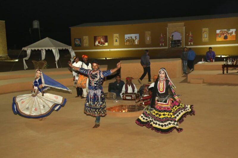 Jaisalmer Sam: Sunset Camel Safari & Cultural Program - Unique Camel Safari