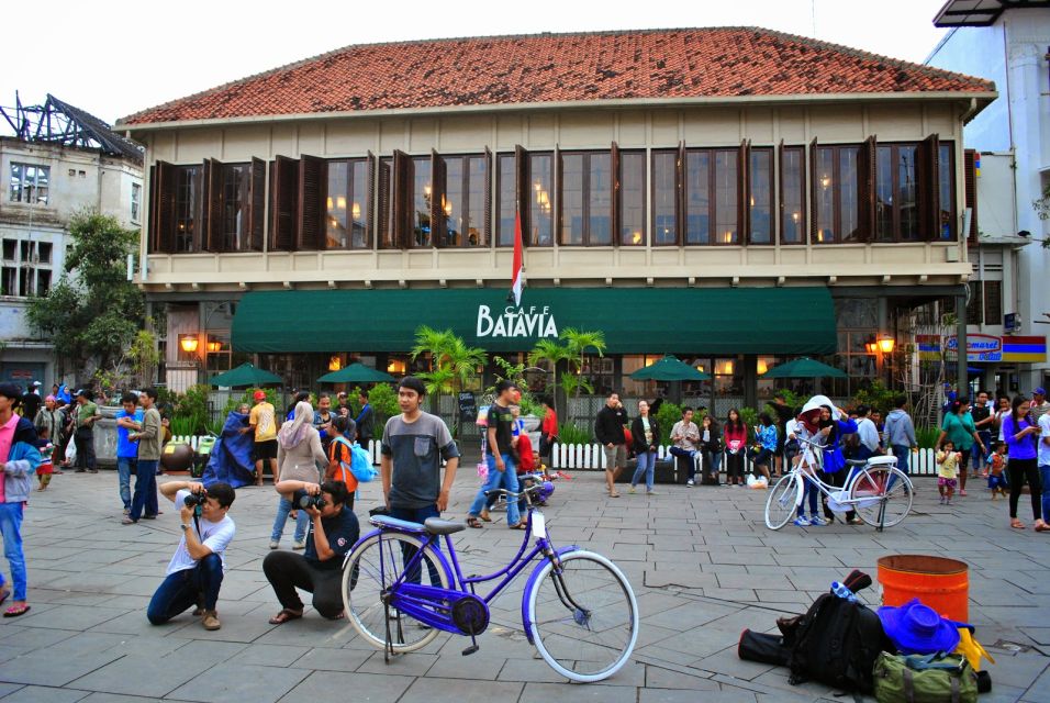 Jakarta: 4 Hour Jakarta City Tour - Essential Jakarta - Jakarta Business District