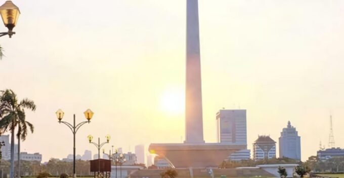 Jakarta City Tour With Local Guide All Languages - Frequently Asked Questions