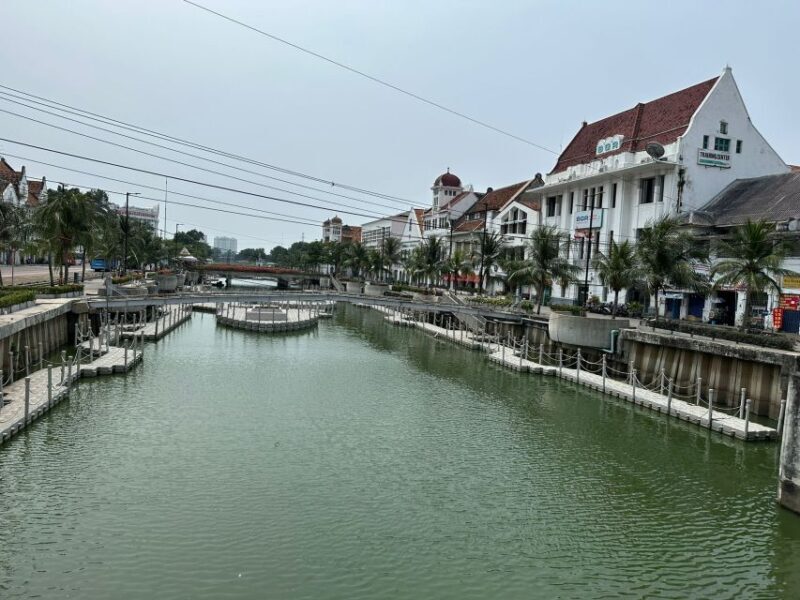 Jakarta: Cultural, Religious, and Historical Highlights Tour - Practical Advice for Travelers