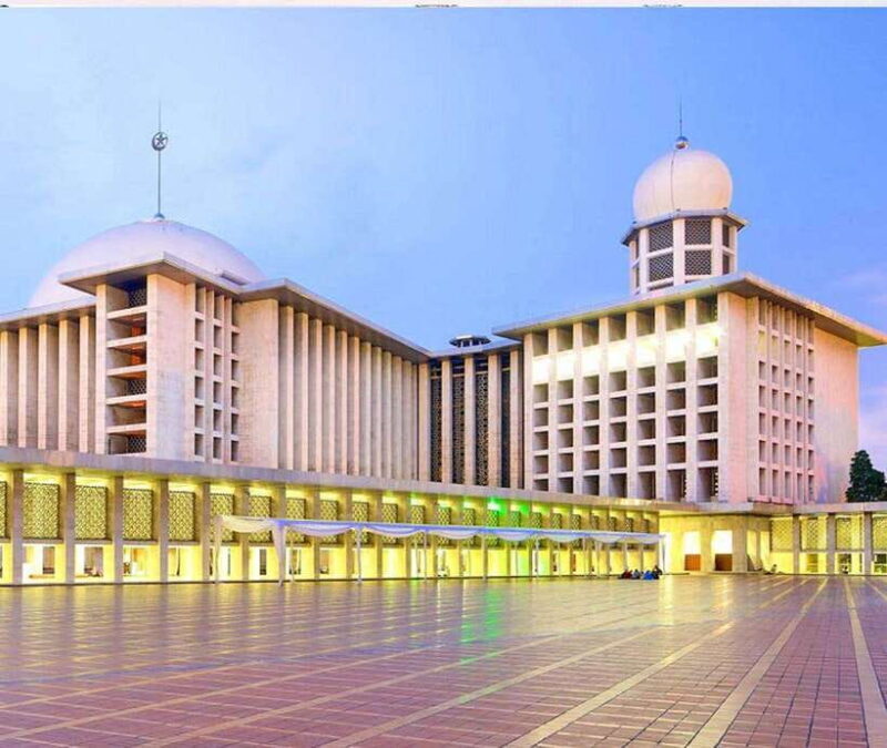 Jakarta : Explore Full Day Tour Guide Speak Japanese - Who Would Benefit Most?
