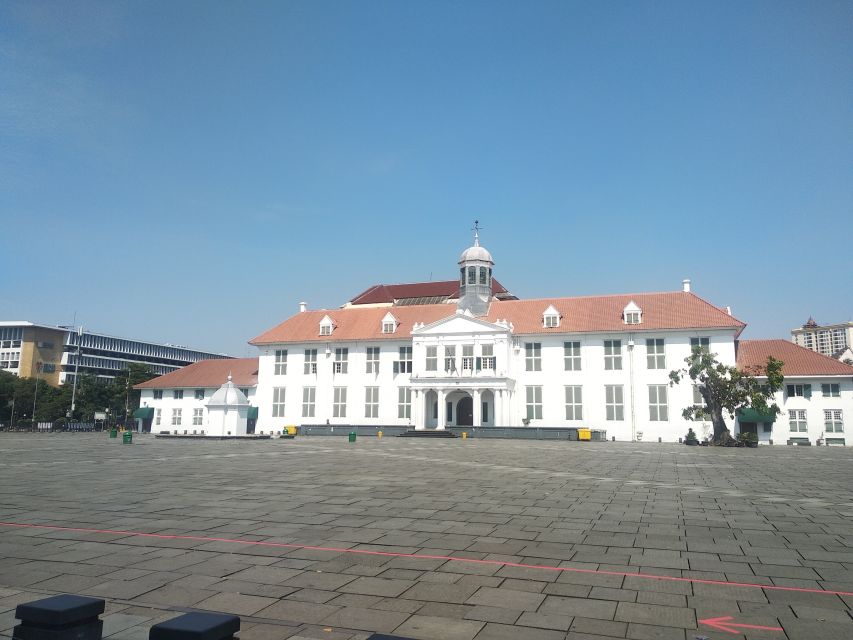 Jakarta Half Day Private City Tour - Frequently Asked Questions