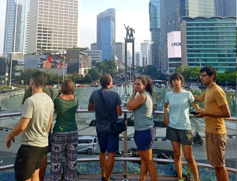 Jakarta Half-Day Sightseeing Tour To Modern and Old Town - Key Points