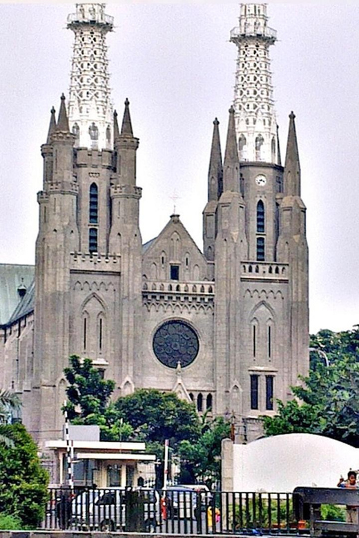 Jakarta: Highlights Explore Full Day Tour - Included Services