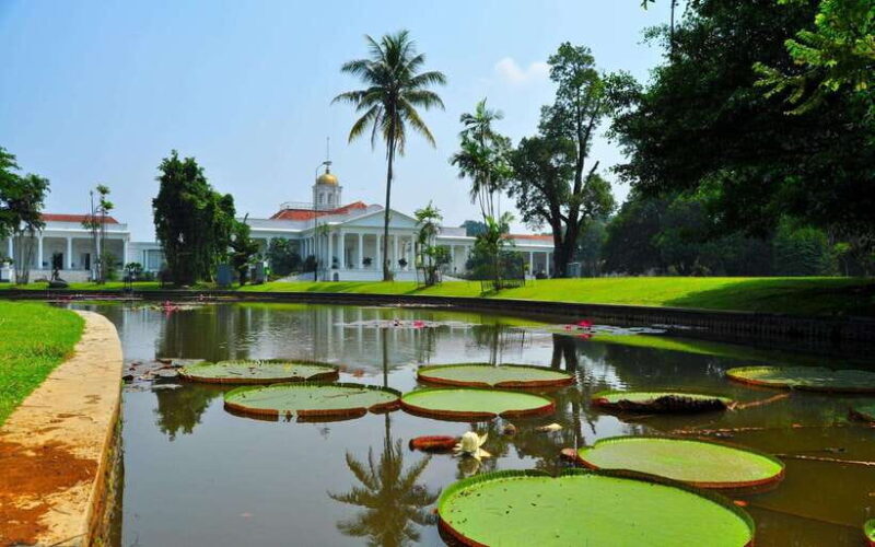 JAKARTA : JAVA TOURS TO BANDUNG/YOGYAKARTA/BROMO/IJEN - Key Points