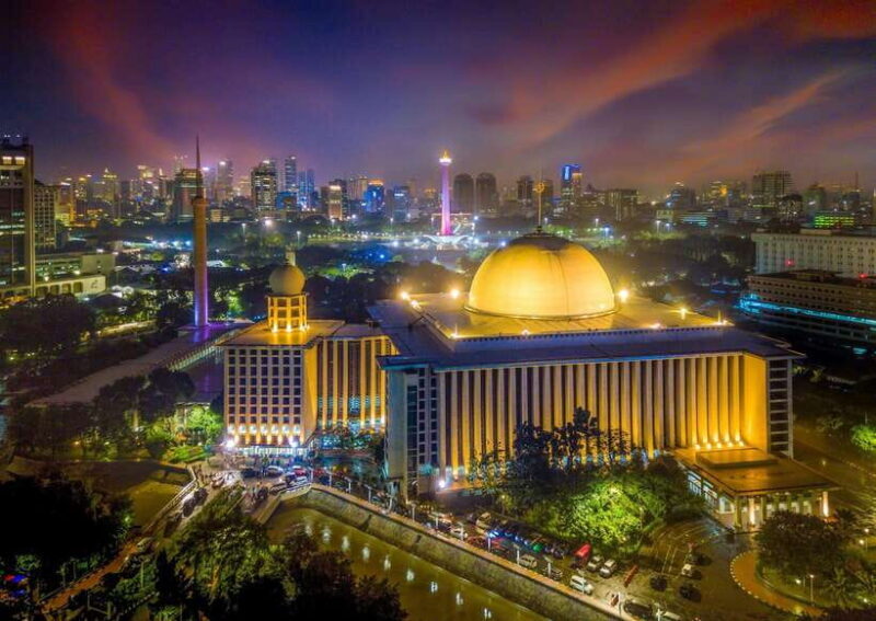 Jakarta Landmark Tour with Batik Workshop - The Sum Up