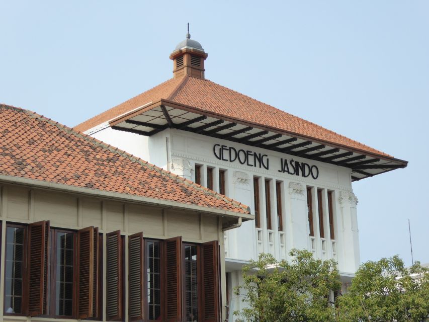 Jakarta: Like a Local Customized Guided Tour - Key Points