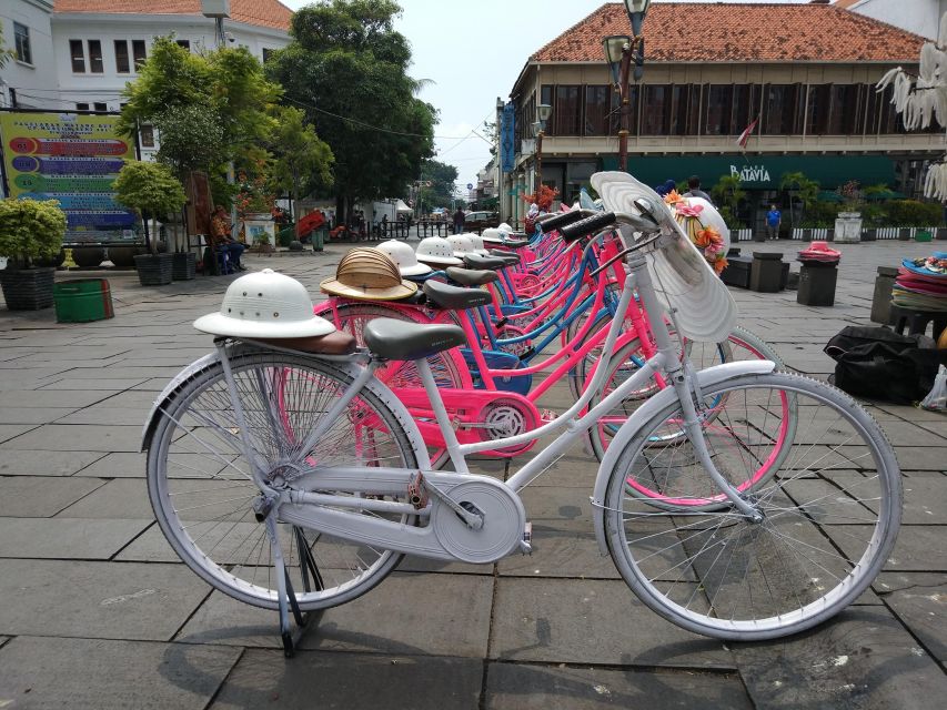 Jakarta Port: Discover Jakartas Historical & Cultural Treas - Jakarta History Museum (Fatahillah Museum)