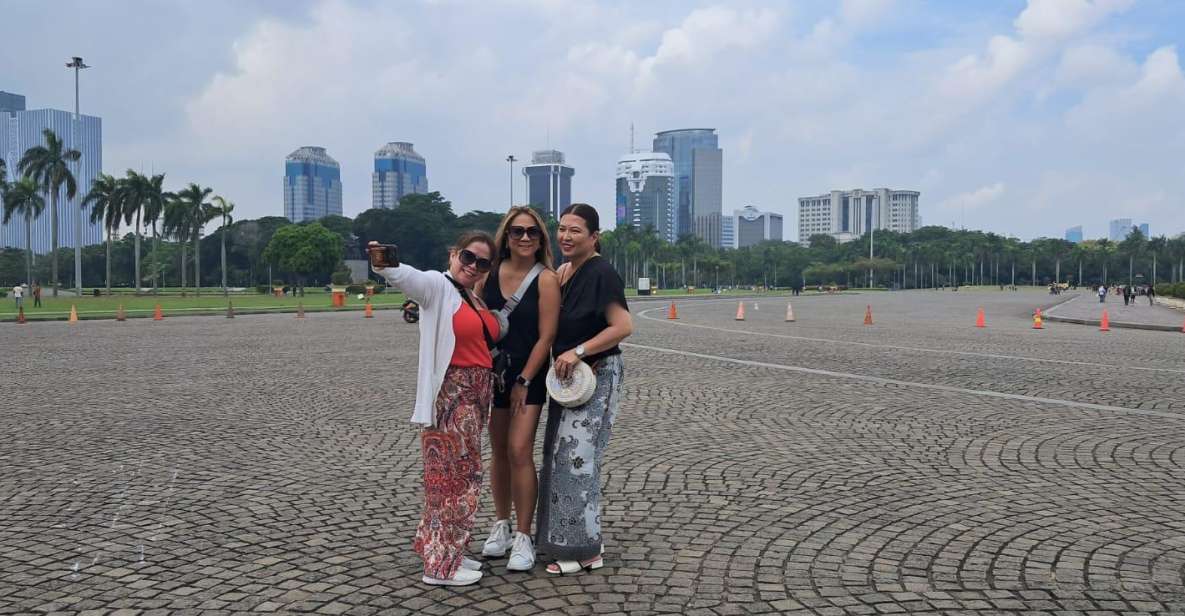 Jakarta : Private Car Charter With Driver in Group by Van - Inclusions in the Tour