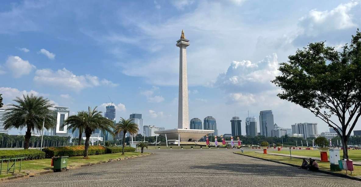Jakarta: Private Half-Day Tour Highlight of Jakarta - Merdeka Square and National Monument