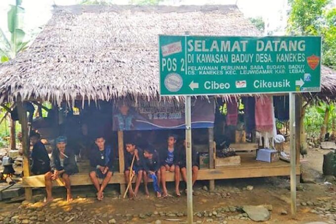 Jakarta: Private Tour Baduy Village - Booking and Cancellation