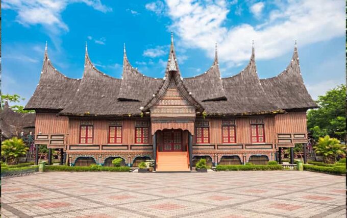 Jakarta Tour :Beautiful Miniature Glorious Park of Indonesia - Arrival Back At