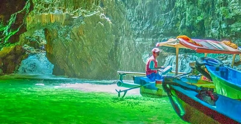 Jakarta Tour :Green Canyon, Hotspring, Volcano 3 Day 2 Night - Tour Overview