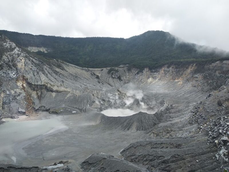 Jakarta: Volcano, Hot Spring, Tea, Rice Fields, &Coffee tour - FAQ