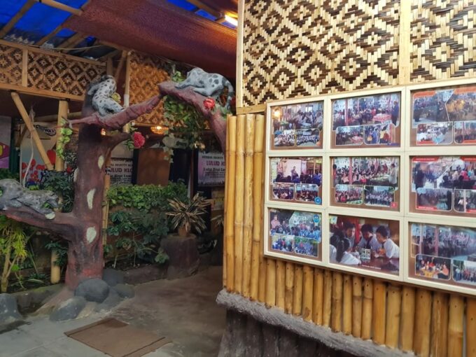 Jakarta : Volcano, Indonesian Coffee Production, Hot Spring - Volcano Exploration