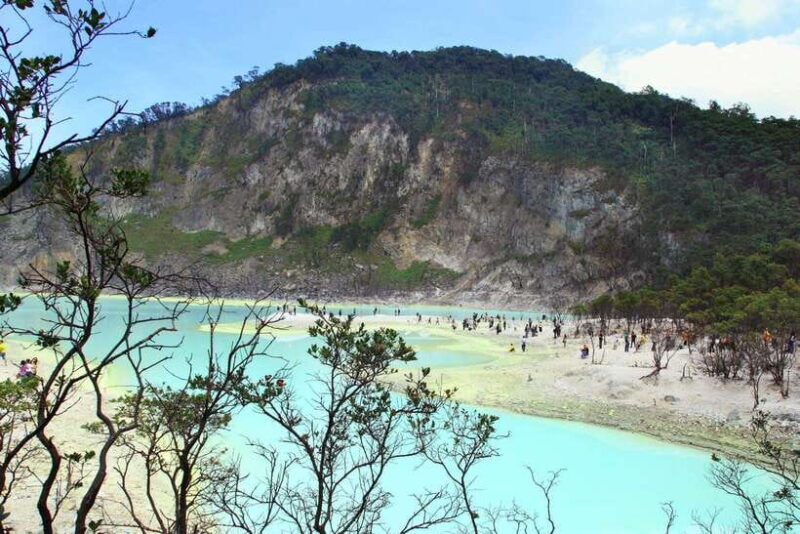 Jakarta: Volcano, Suspension Bridge, and Hot Spring Tour - Key Points